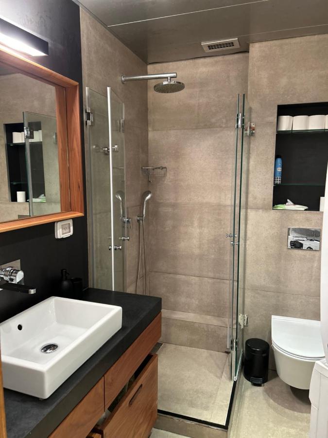 Beachfront Apartment Bat Yam Ngoại thất bức ảnh