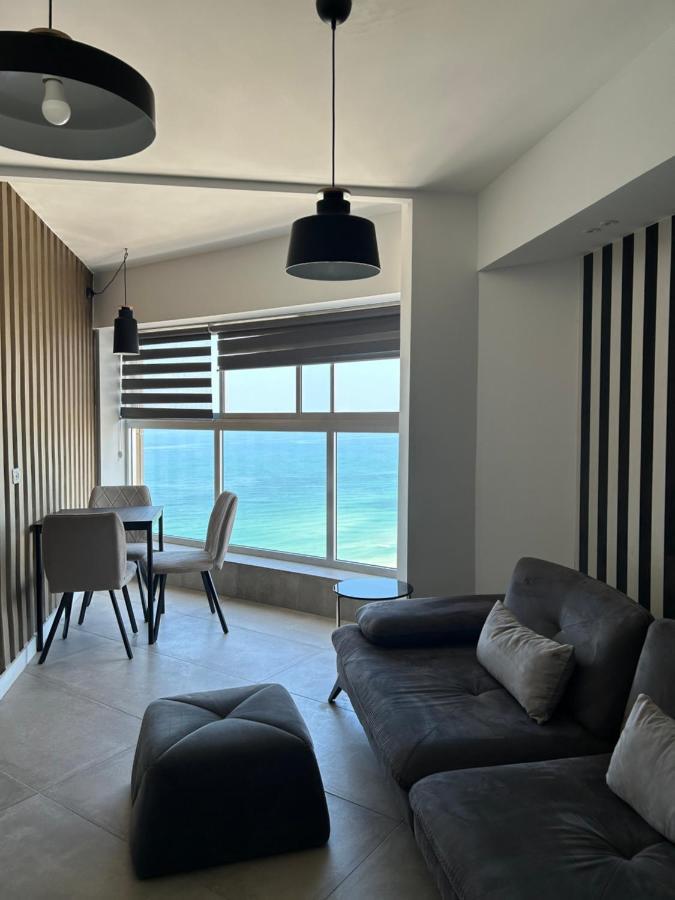 Beachfront Apartment Bat Yam Ngoại thất bức ảnh
